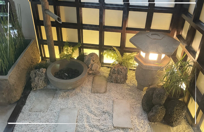 Tsubo Niwa- A small zen garden in Shaft